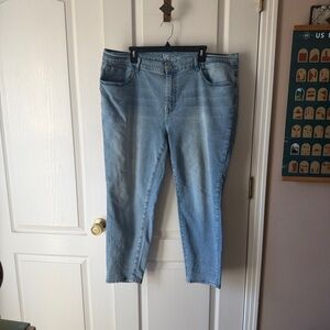 L20 D&G Light Wash Women's Cropped Jeans